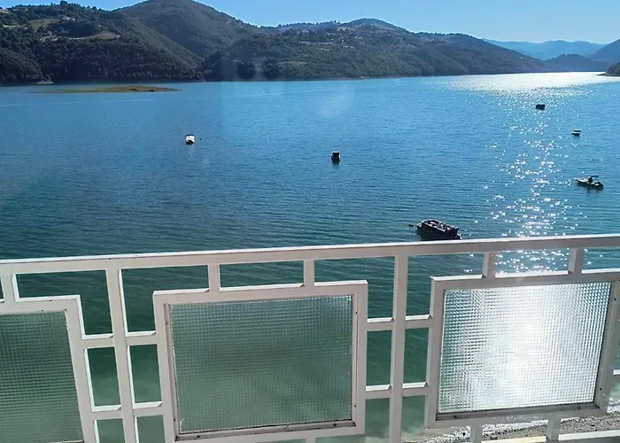 Zlatarsko Jezero Motel *